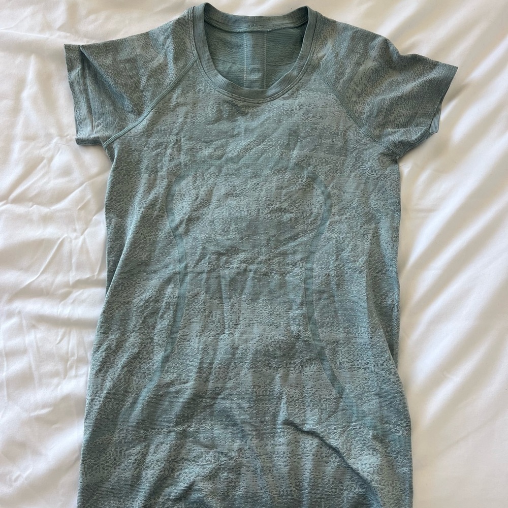 Lululemon Swiftly Tech Short Sleeve